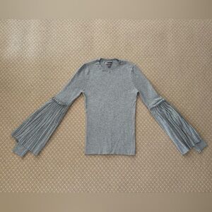 Worn 2-3 times! Chelsea 28 cozy grey sweater with dramatic sleeves, size XS